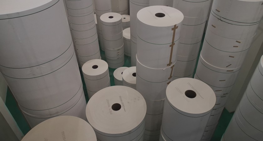 哪些行業(yè)使用牛皮紙？牛皮紙的生產(chǎn)技術(shù)有哪些流程？